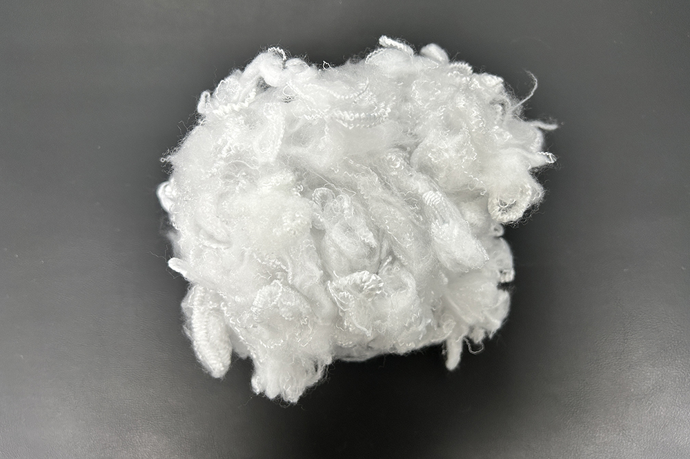 recycled-polyester-fiber-for-textile-applications